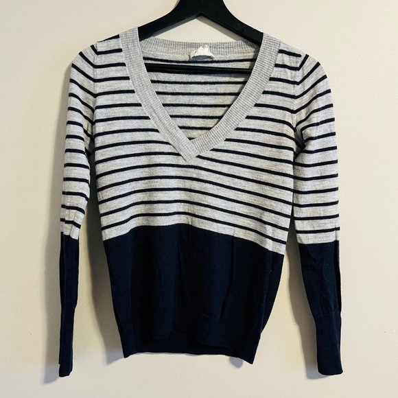 Club Monaco Gray & Dark Blue Striped V-Neck Wool Sweater, Size S - Picture 2 of 12